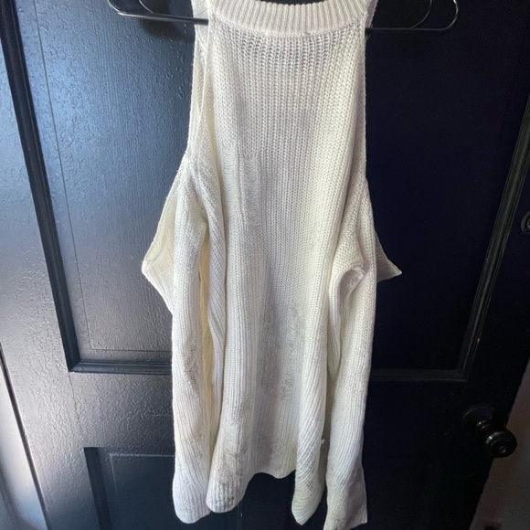 Love More 1x White Metallic Cold Shoulder Sweater - Picture 7 of 7